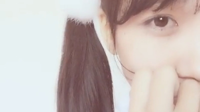 清纯女仆装自慰玩弄嫩穴，高潮喷涌白浊汁液！