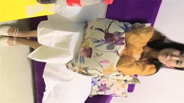 原爱情故事-佳人有约：尿哥猎艳饥渴美少妇，疯狂抽插高潮迭起！